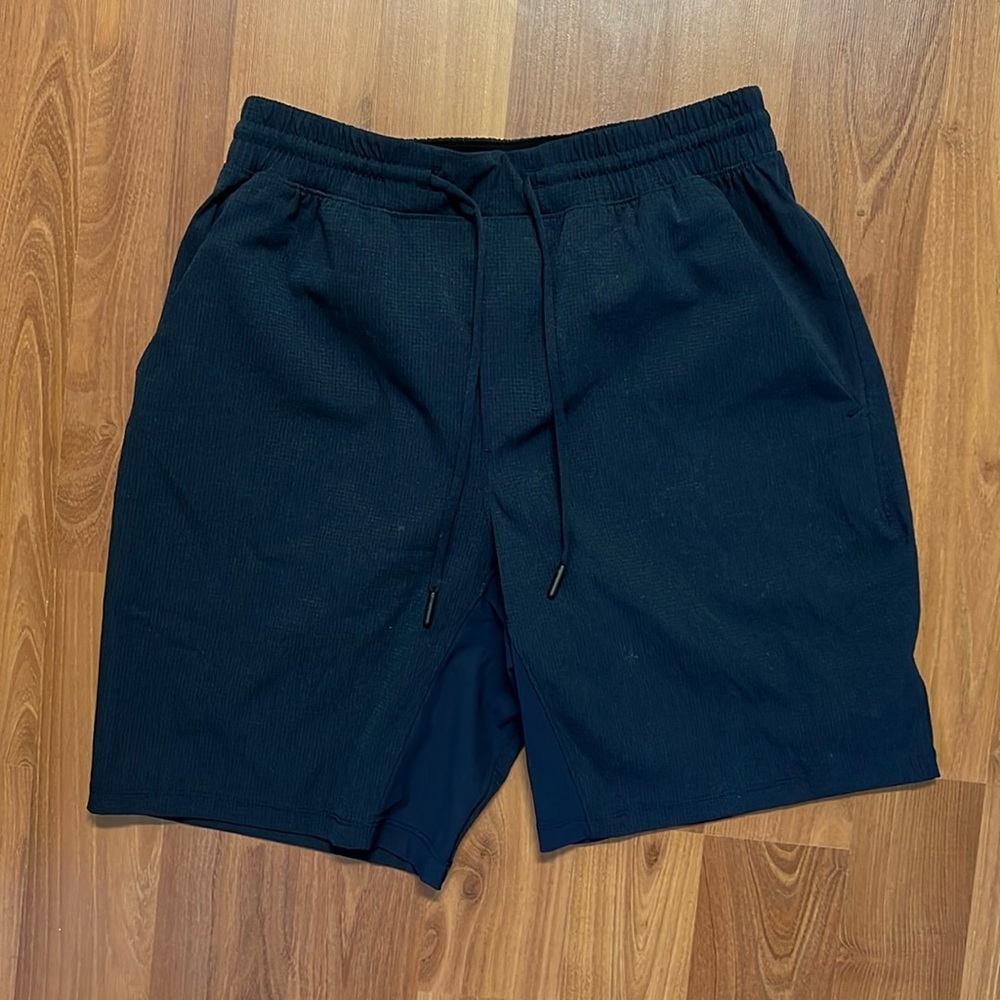 NWOT Lululemon shorts